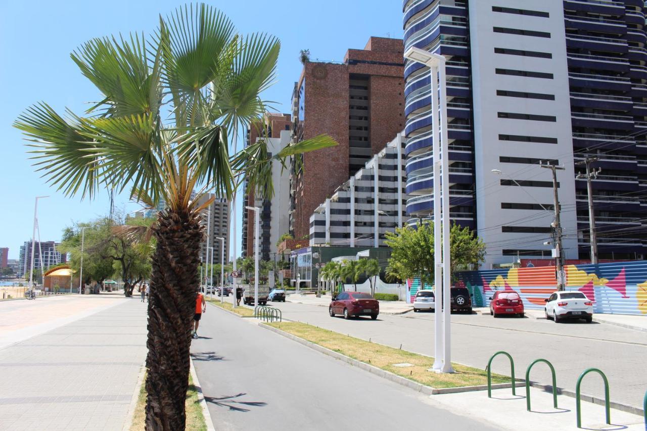 13 FLAT BEIRA MAR Com ENERGIA, VAGA, 3 CAMAS, WI-FI e AR Fortaleza (Ceara) Exterior foto