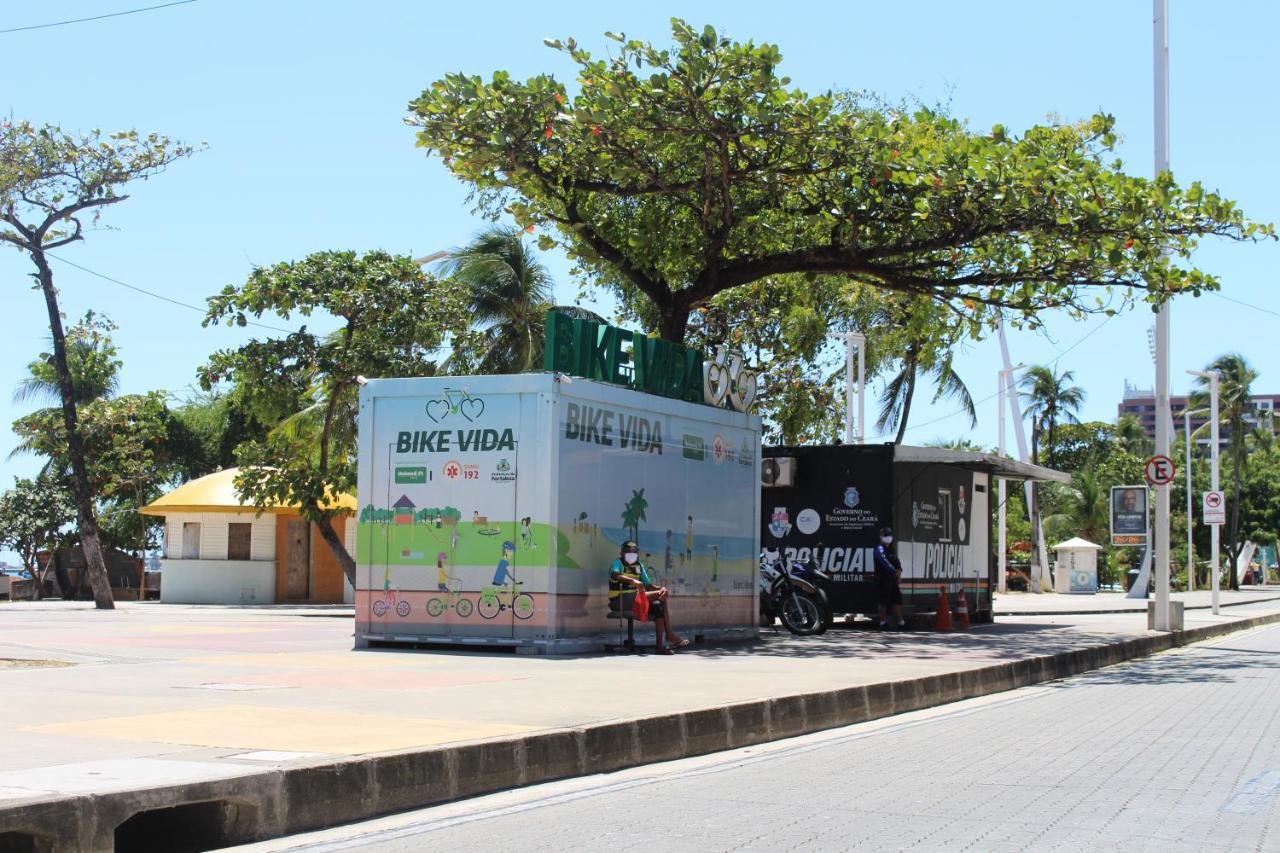 13 FLAT BEIRA MAR Com ENERGIA, VAGA, 3 CAMAS, WI-FI e AR Fortaleza (Ceara) Exterior foto