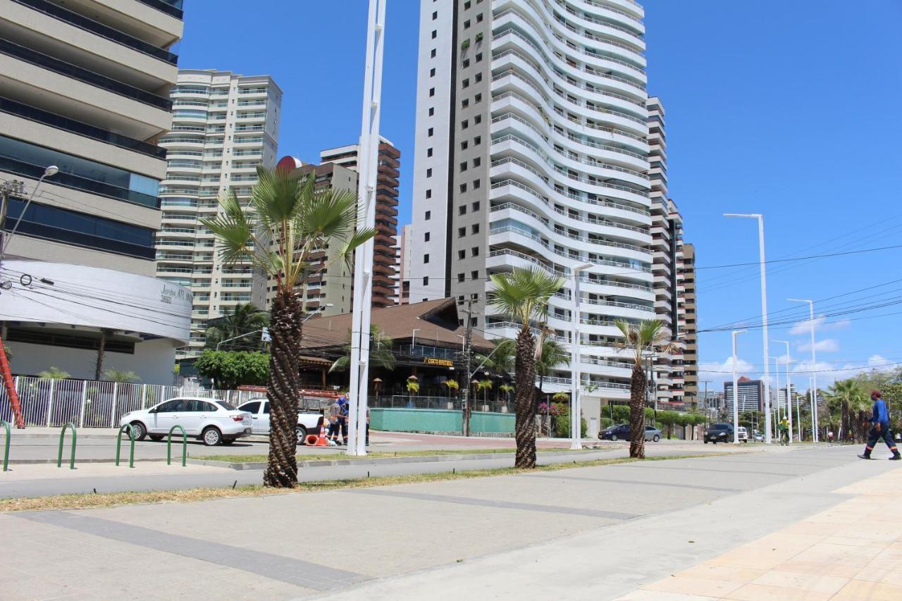 13 FLAT BEIRA MAR Com ENERGIA, VAGA, 3 CAMAS, WI-FI e AR Fortaleza (Ceara) Exterior foto
